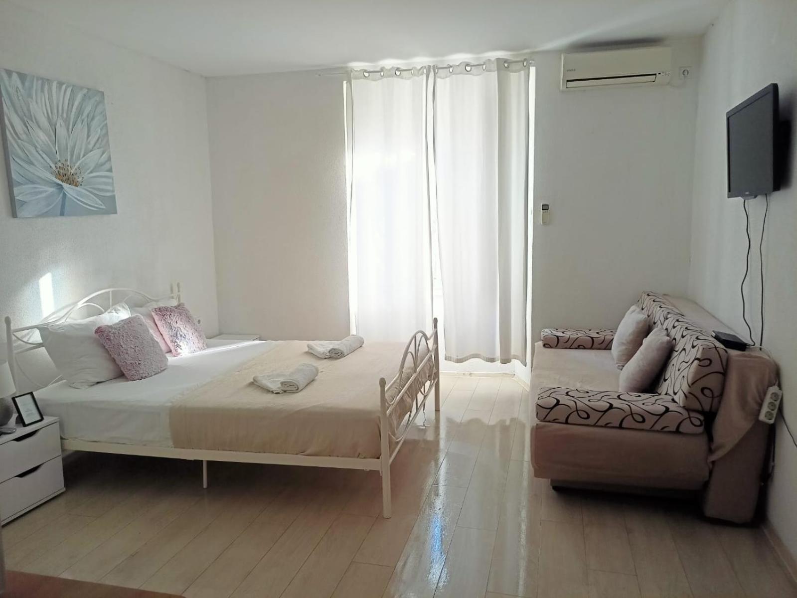 Cozy Rooms At Old City Gate ドゥブロブニク エクステリア 写真