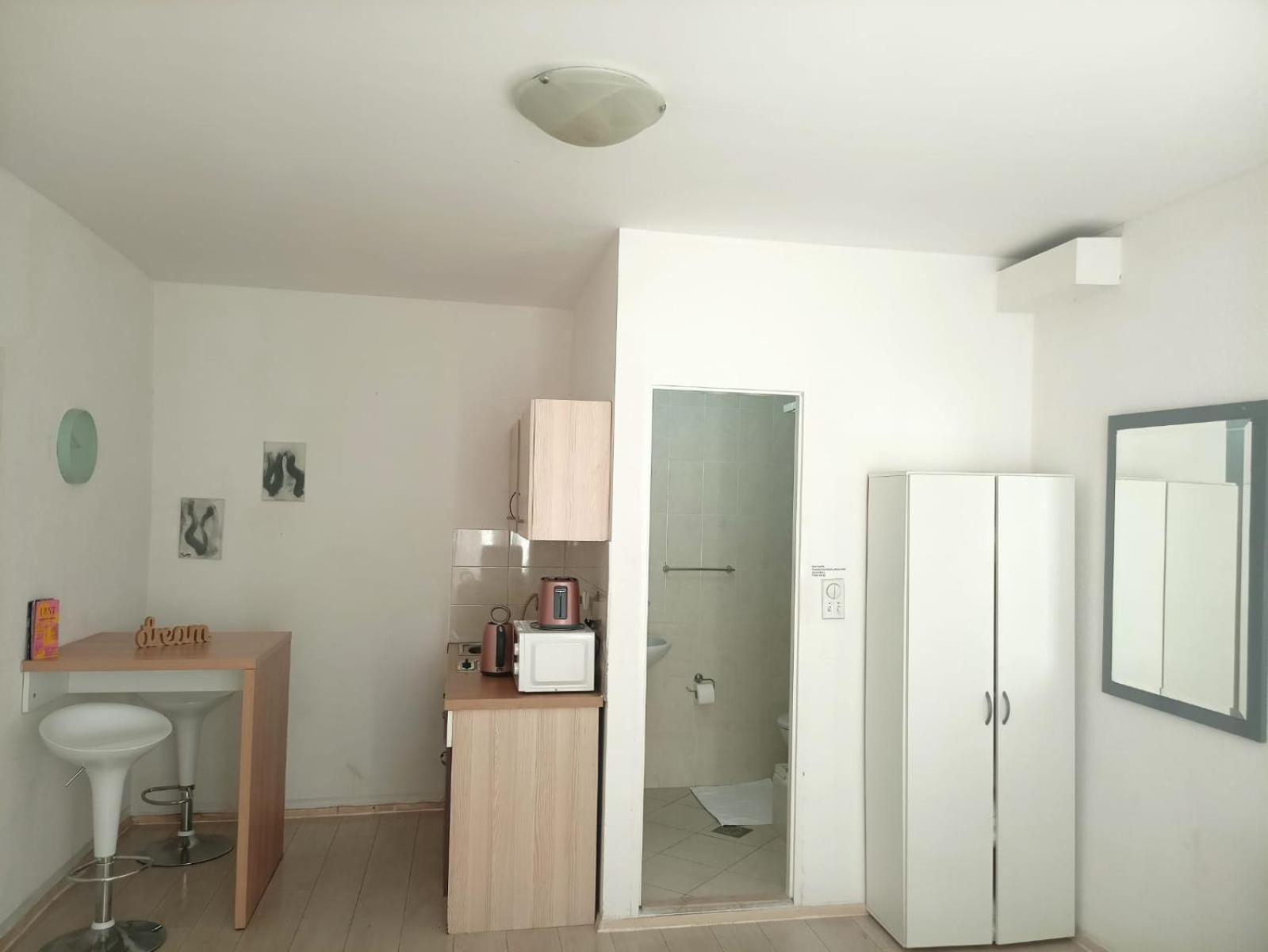Cozy Rooms At Old City Gate ドゥブロブニク エクステリア 写真